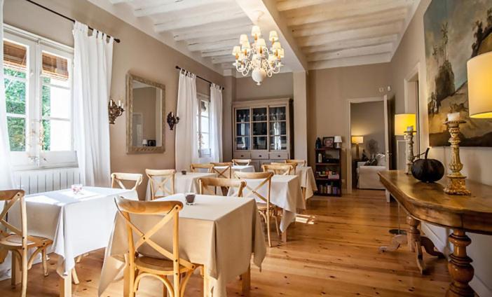 Bed and Breakfast L'hort de Sant Cebrià à Torroella de Fluviá Extérieur photo