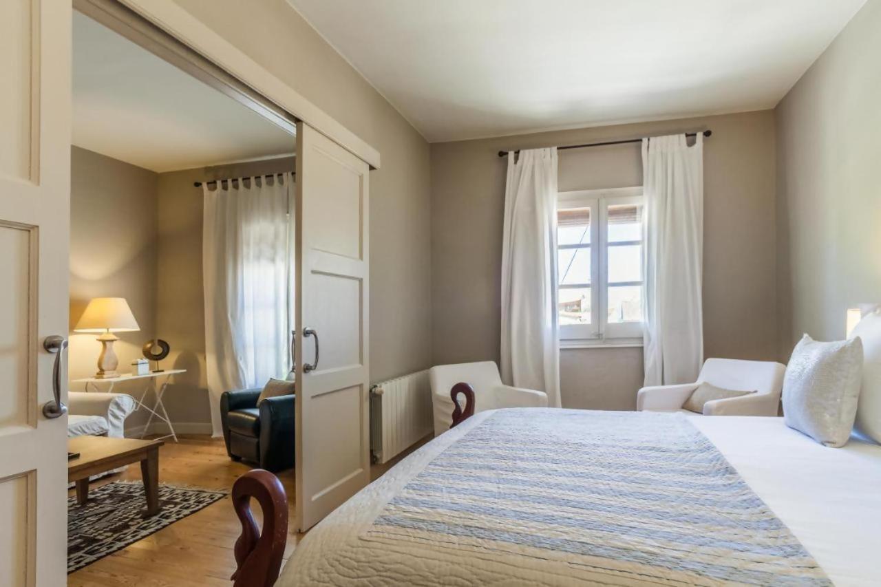 Bed and Breakfast L'hort de Sant Cebrià à Torroella de Fluviá Extérieur photo