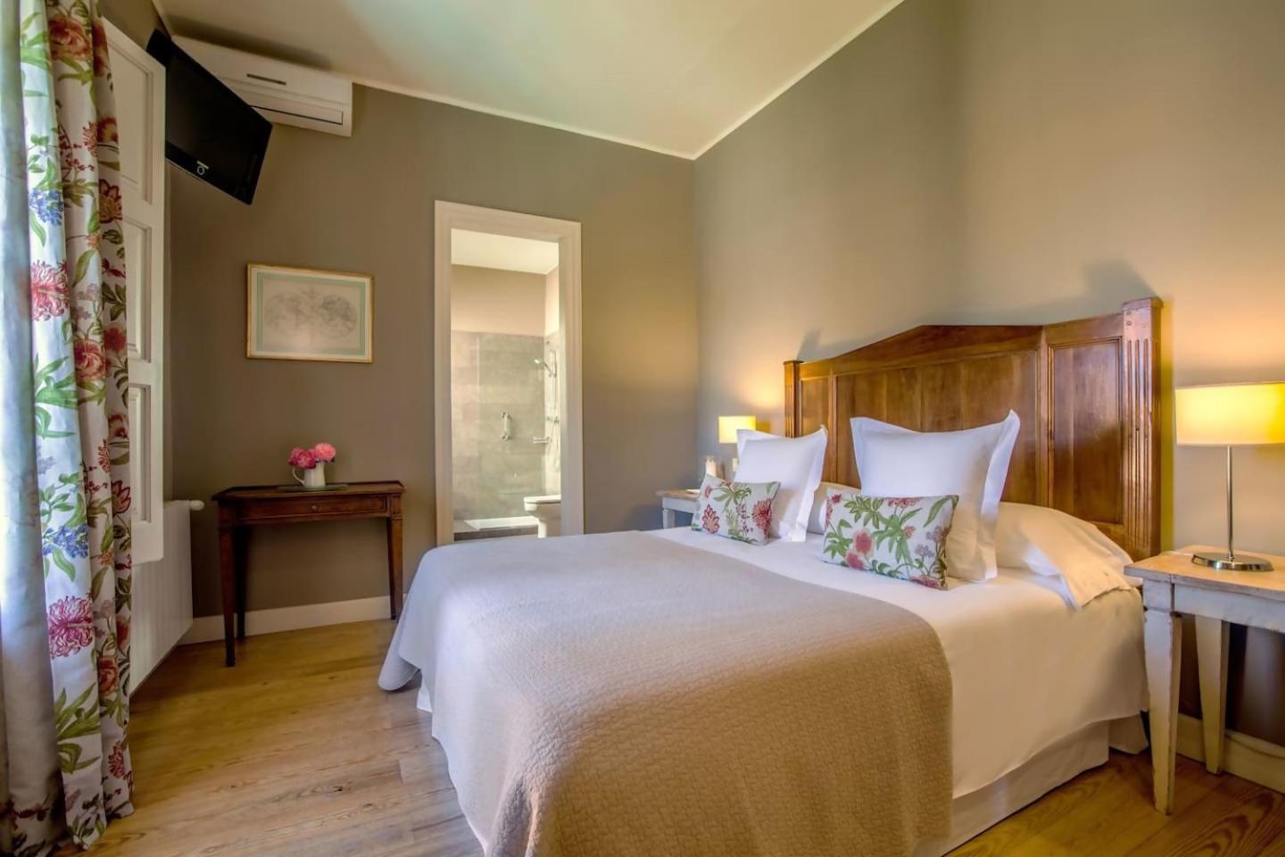 Bed and Breakfast L'hort de Sant Cebrià à Torroella de Fluviá Extérieur photo