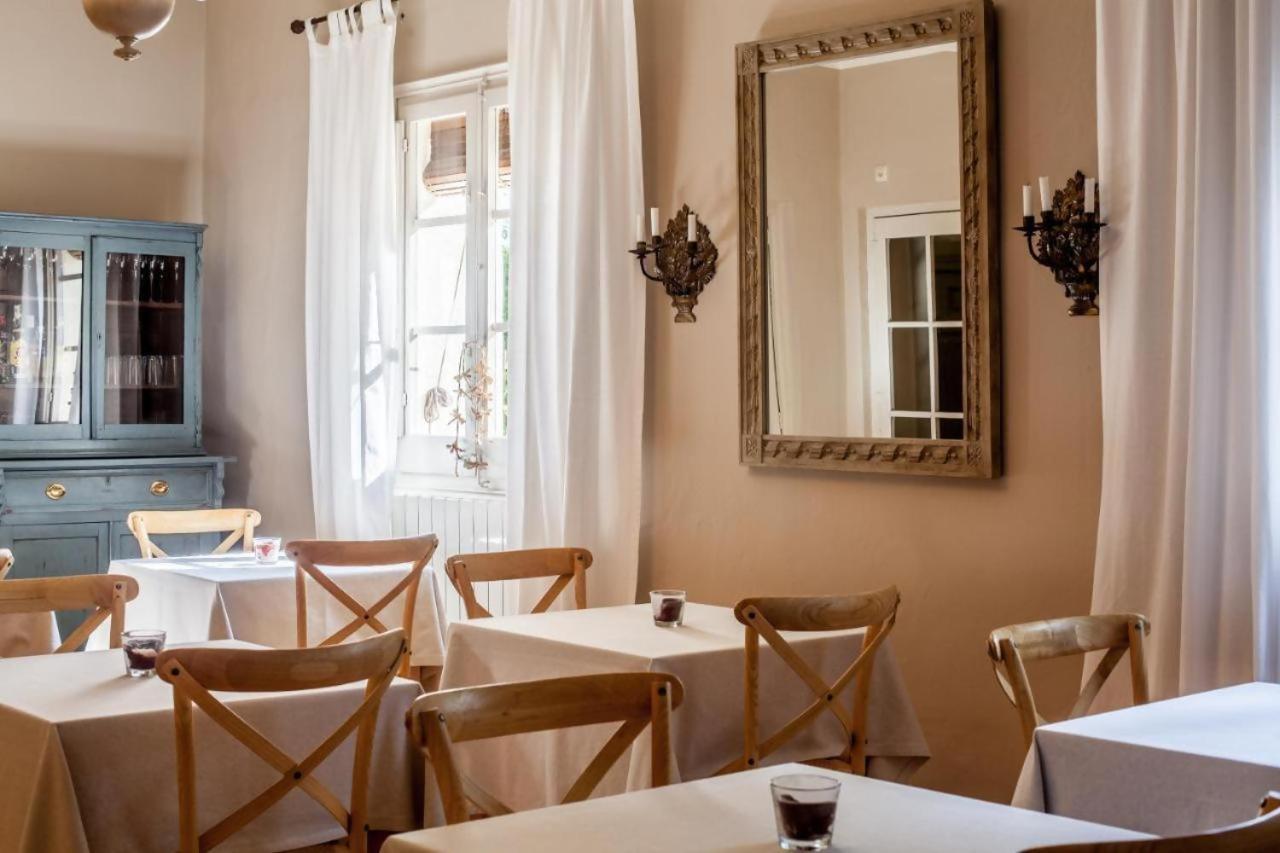 Bed and Breakfast L'hort de Sant Cebrià à Torroella de Fluviá Extérieur photo